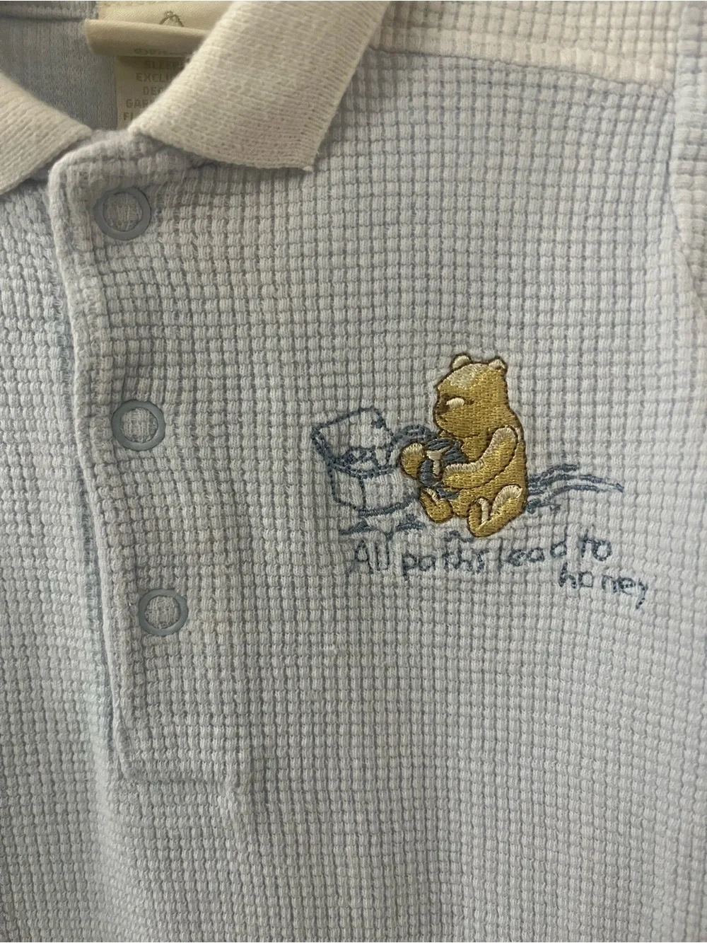 Vintage Winnie the Pooh Classic Pooh Waffle Knit Footed sleep & play (0-3m)